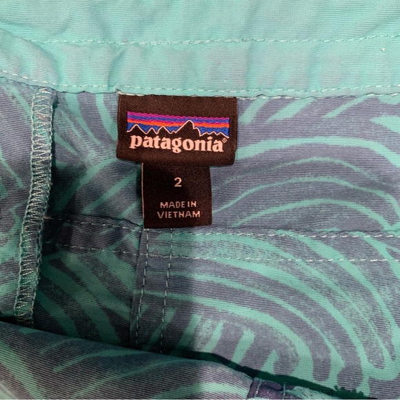 Patagonia Women’s Wavefarer Board Shorts. Size 2.  Great condition! - Picture 3 of 12